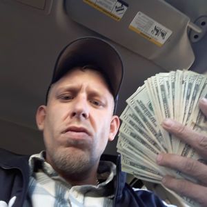 Meet your Posher, Gary